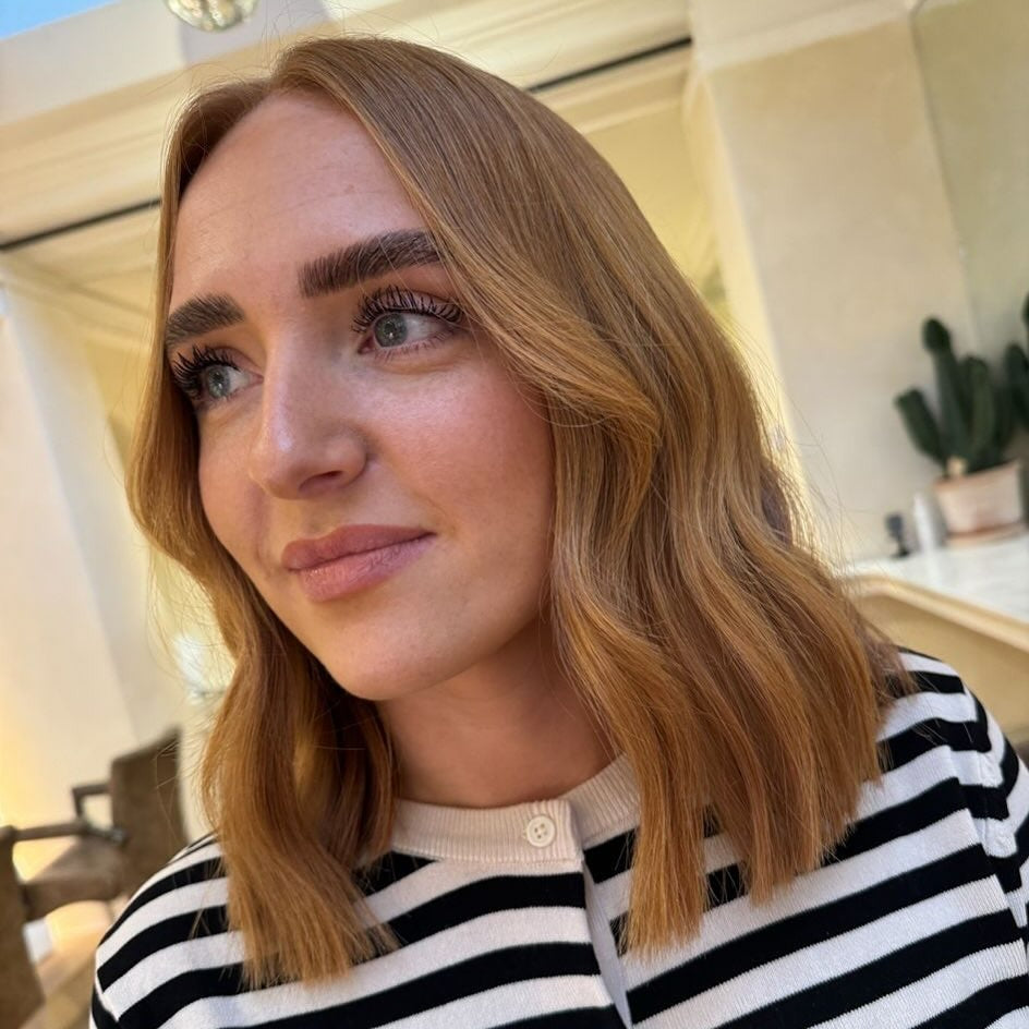 9. Erdbeerblonder Midi-Bob (Midi-Schnitt-Frisuren)