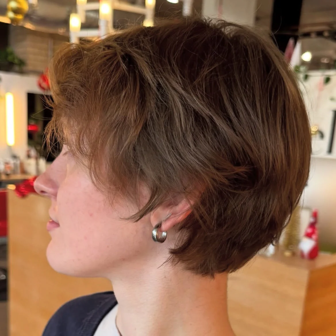 9. Tousled Ash Brown Pixie Shag (Lange Pixie Cuts)