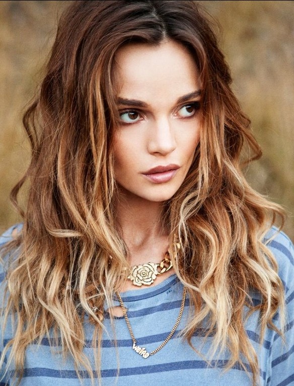 Beste lange Frisuren für 2015: Ombre Wavy Hair