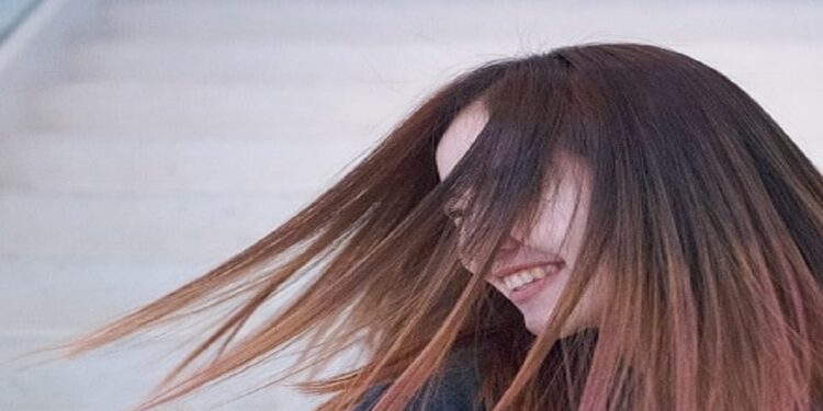 Wie man mattes Finish Haar hat: Neuer Trend im Jahr 2023