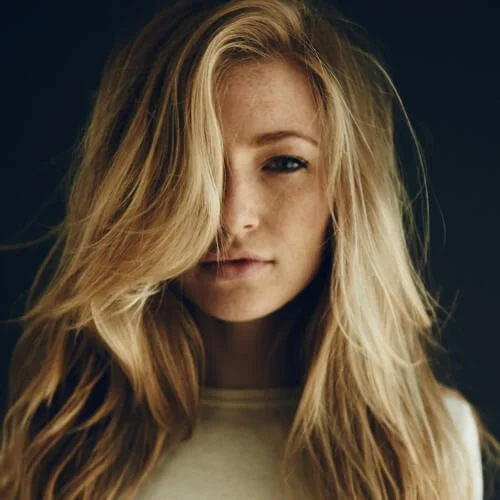 49 Schönes langes Haar mit Pony Langer Pony auf langem Haar