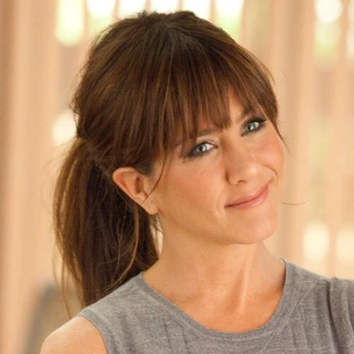 49 Schönes langes Haar mit Pony Langes Haar mit Ponyschwanz