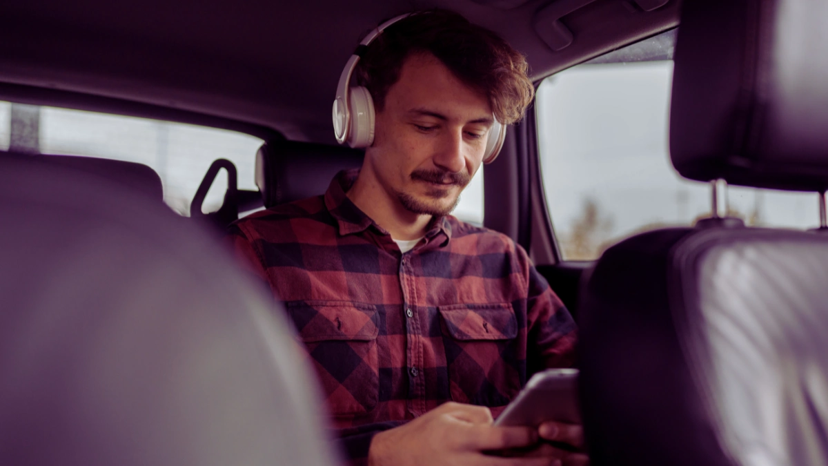 Podcasting kostet monatlich 100–300 US-Dollar