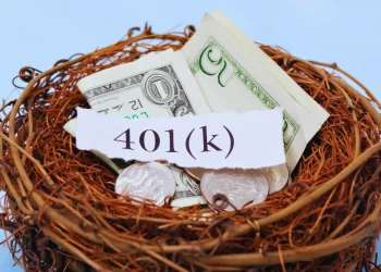 Warum Ihr 401 (k) eine Falle ist: 6 Auszahlungsstrategien, um eine Strafe von 50% zu vermeiden (IRS genehmigt)