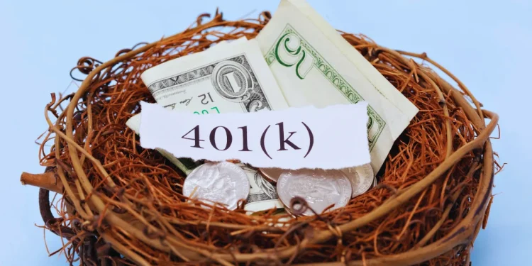 Warum Ihr 401 (k) eine Falle ist: 6 Auszahlungsstrategien, um eine Strafe von 50% zu vermeiden (IRS genehmigt)