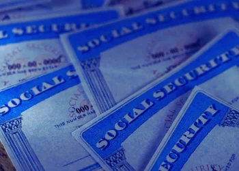 Das bestgehütete Geheimnis der sozialen Sicherheit: Wie Sie Ihre Zahlungen um 500 US-Dollar pro Monat erhöhen (dies vor dem nächsten Jahr tun)