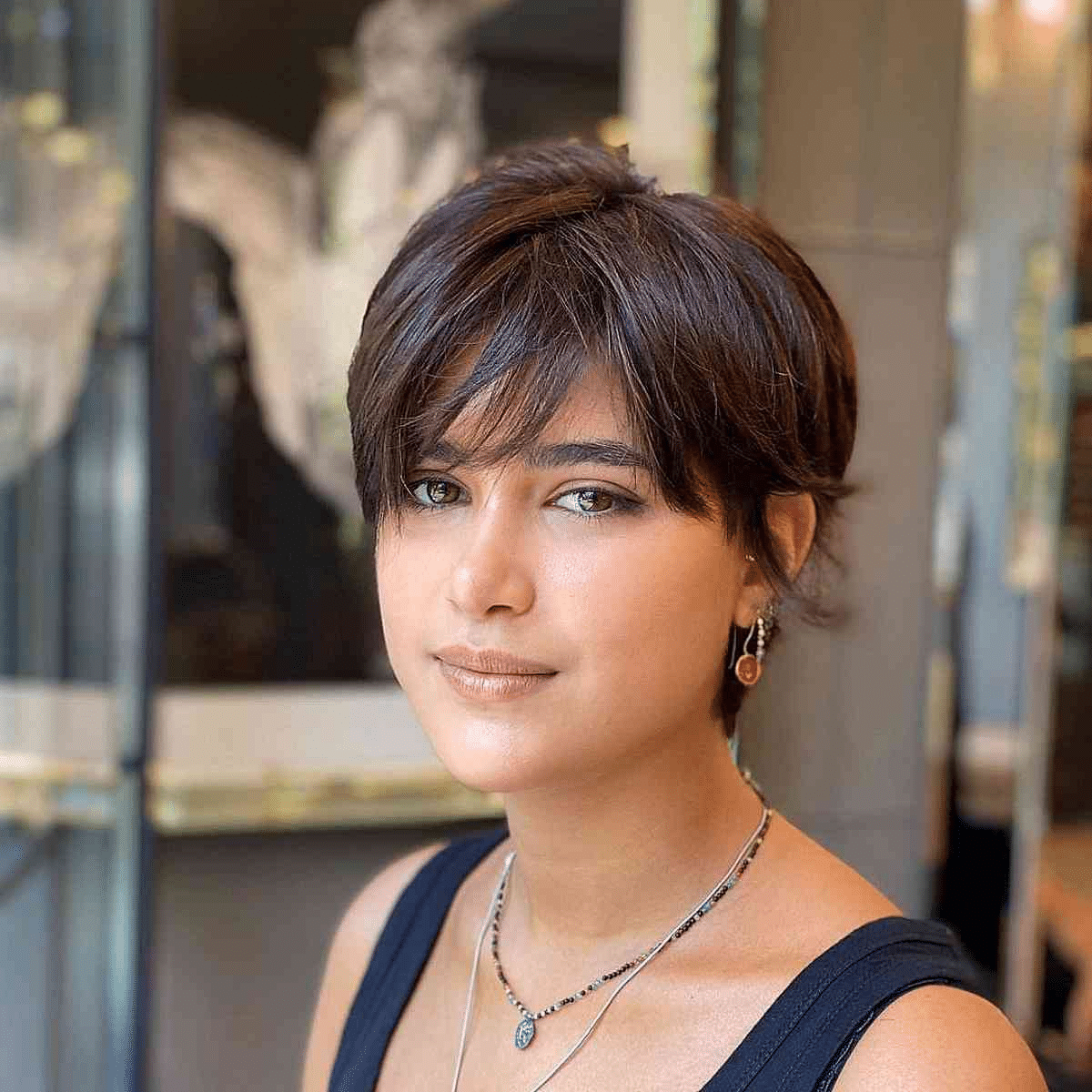 Wispy Pony mit dunkelbraunem Pixie gefärbt