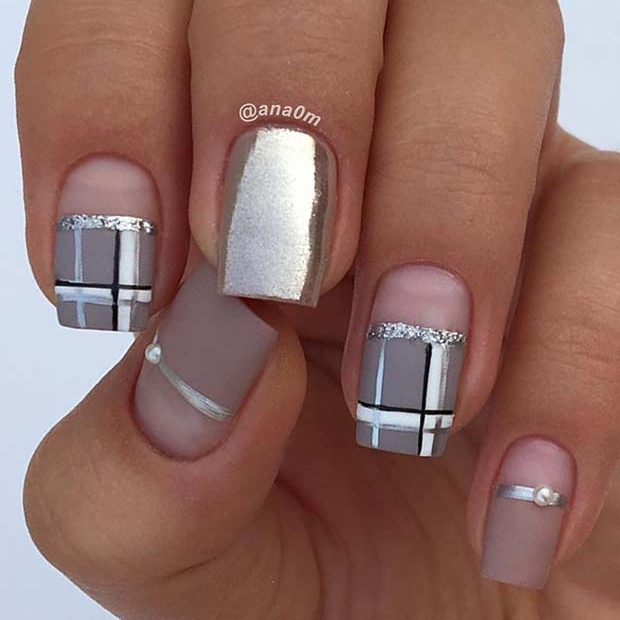 20 Nageldesign -Ideen perfekt für jede Jahreszeit perfekt Metallic Plaid Nail Designs für Winternagelideen