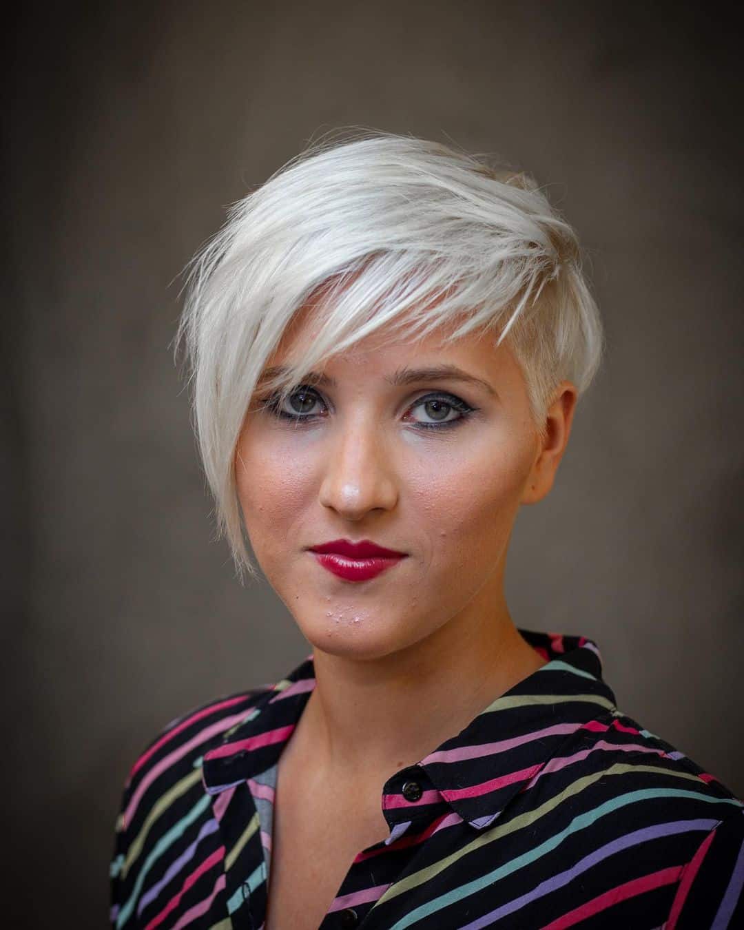 Asymmetrische Pixie mit Pony