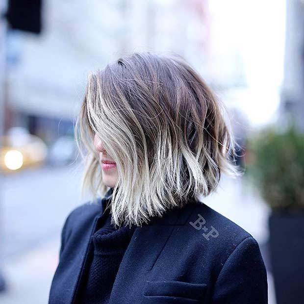 31 Moderne Bob -Haarschnitte: schlank, stilvoll und mühelos schick Kurzer blonde Ombre Bob Haarschnitt