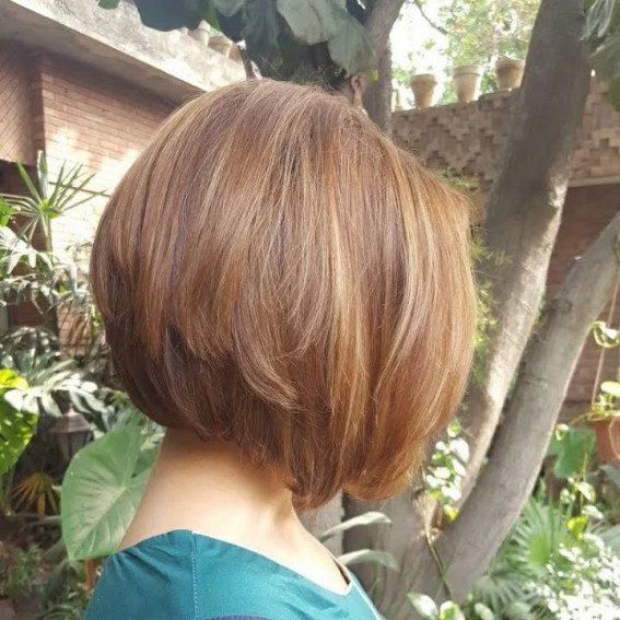 abgehackter Bob, abgehender Abschluss Bob, abgehackter Bob Short, Abschluss Bob, strukturierter Bob, Abschluss Bob -Haarschnitte, abgehacktes Bob mit Fransen, geschichtete, abgehackte Bob, abgehacktes Bob gerade Haare, abgehacktes Bob mit Pony über 50, abgehackt für feine Haar