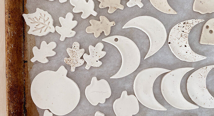 Wie man gesprenkulierte Keramikbackabler macht