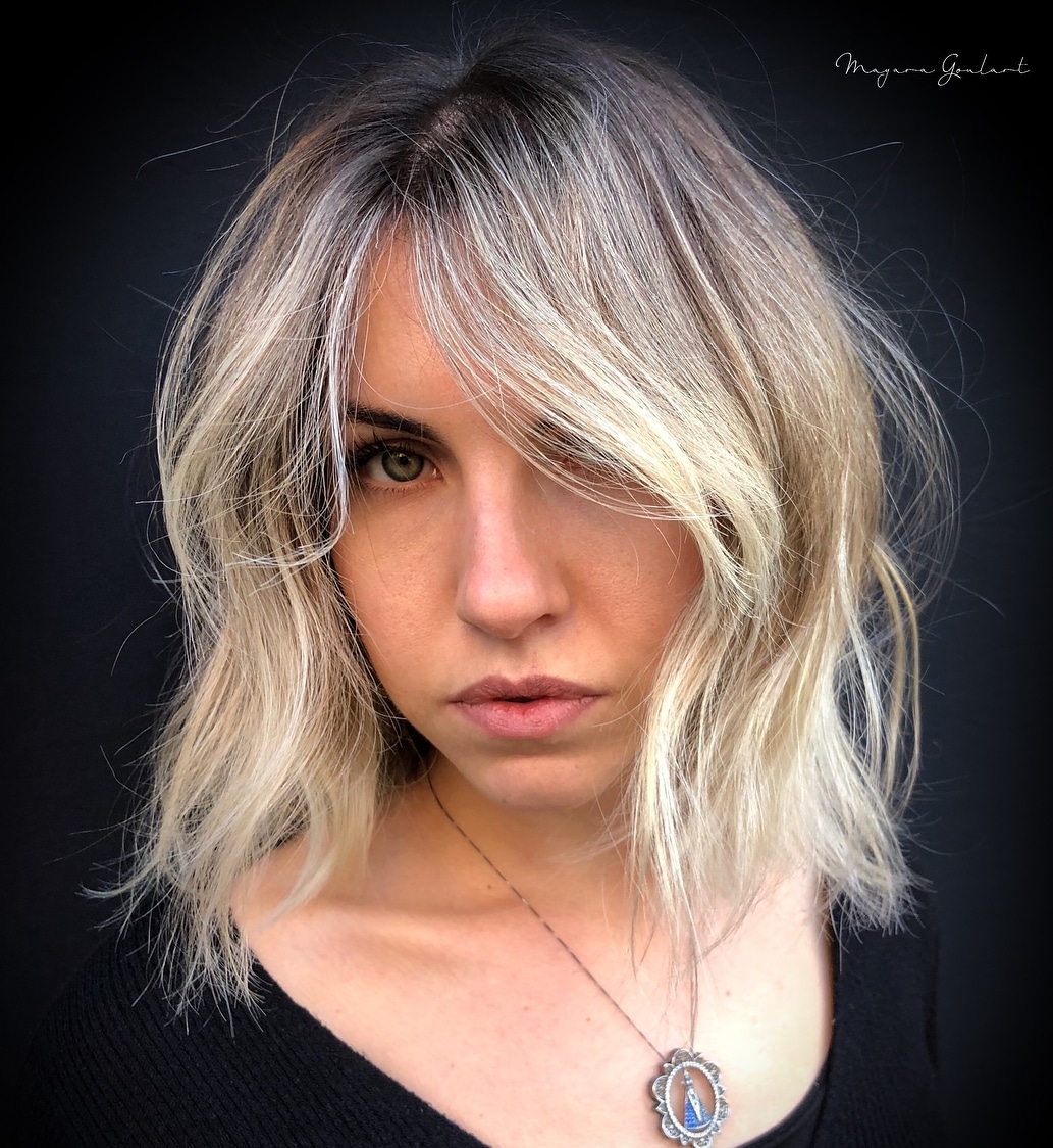 Colarbone für lange Gesichter geschnitten