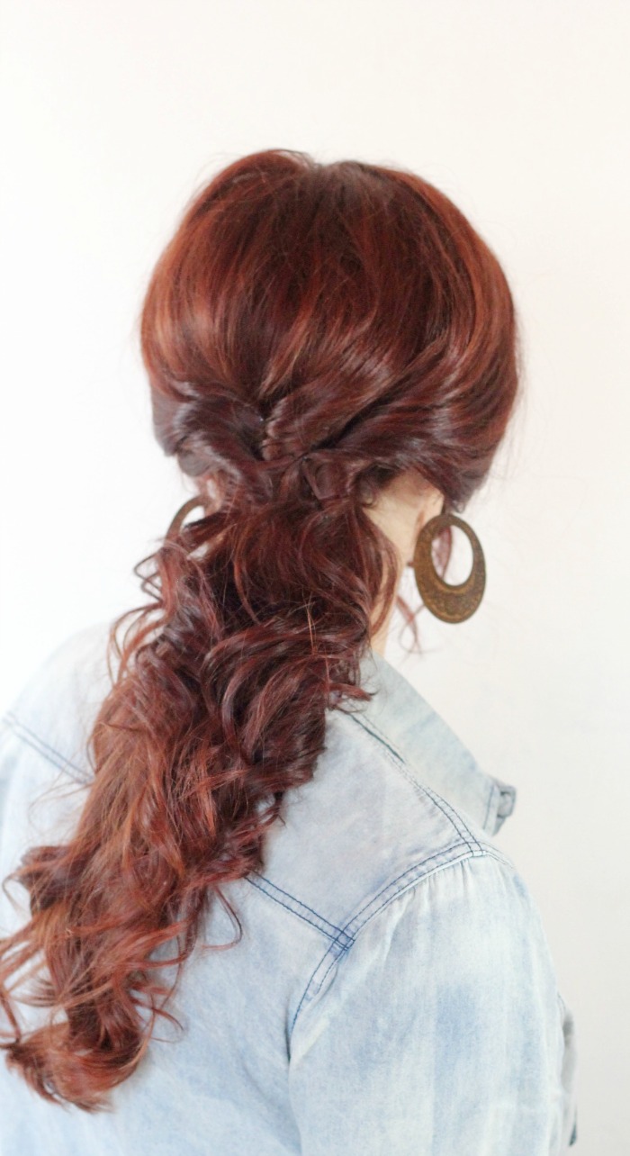 Curly Easy verdrehte Pferdeschwanz