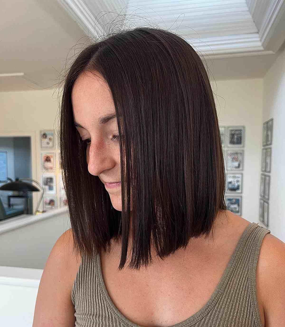Deep Braun Blunt Bob