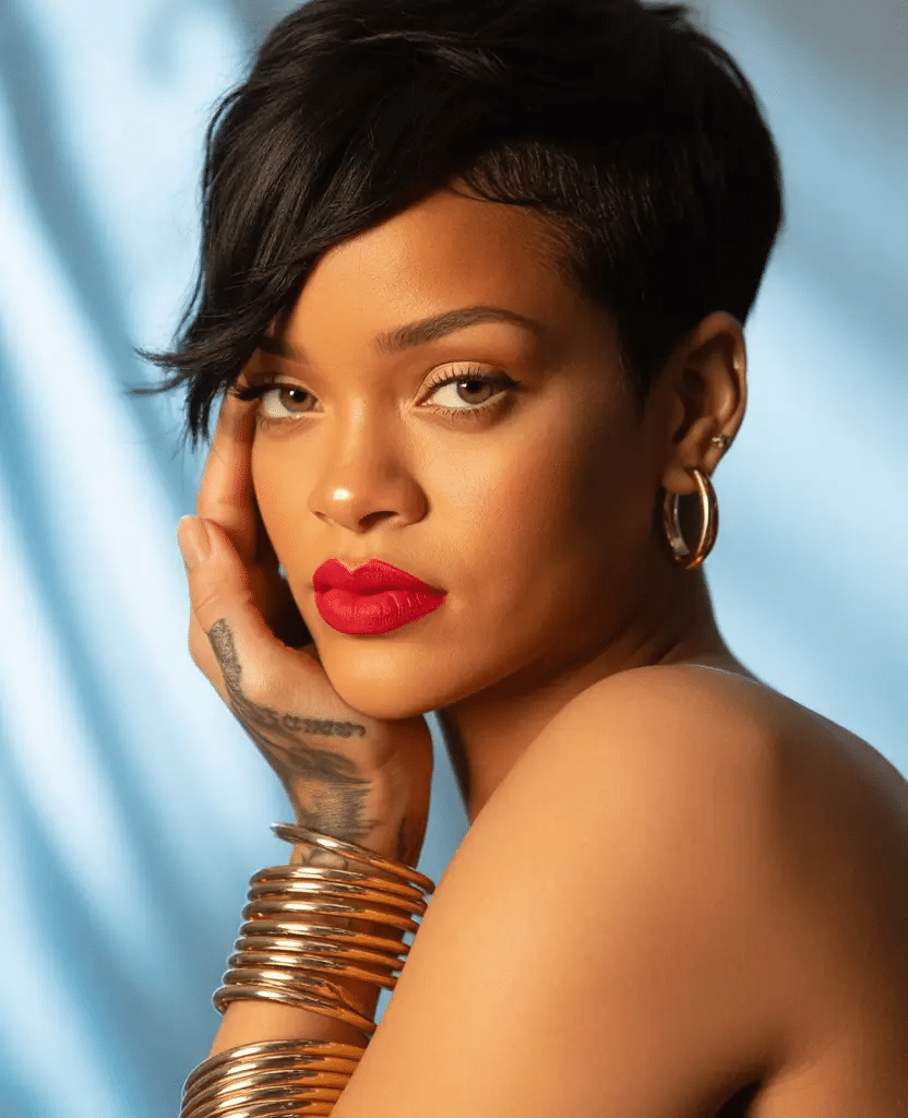 In Perfektion glänzen: Luxuriöse Schichten mit Dramatik