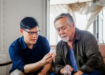 Warum Medicare 40 % der Ansprüche ablehnt: Die zwielichtigen Taktiken, die Rentner Tausende kosten