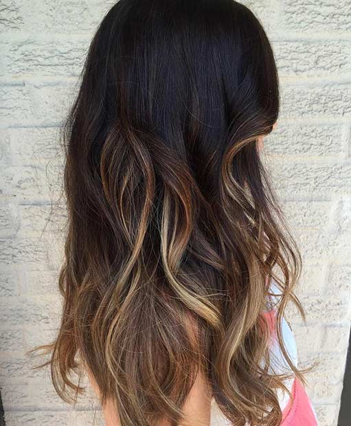 Weiche hellbraune Balayage -Lowlights