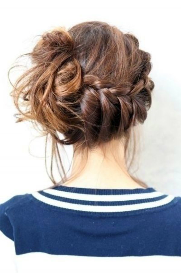 Messy Bun Tutorial