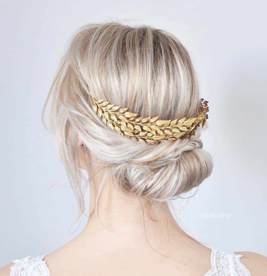 Unordentliches Hochzeit Chignon
