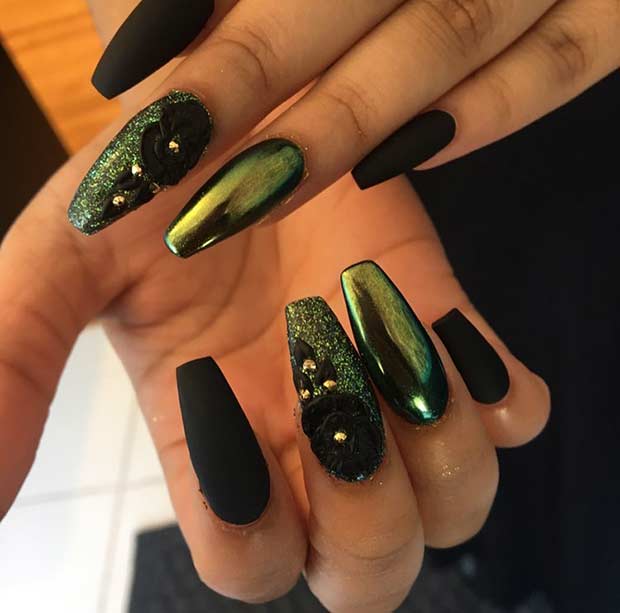 20 trendige metallische Nageldesigns, die jetzt kopiert werden können Matte schwarze und metallische grüne Nägel