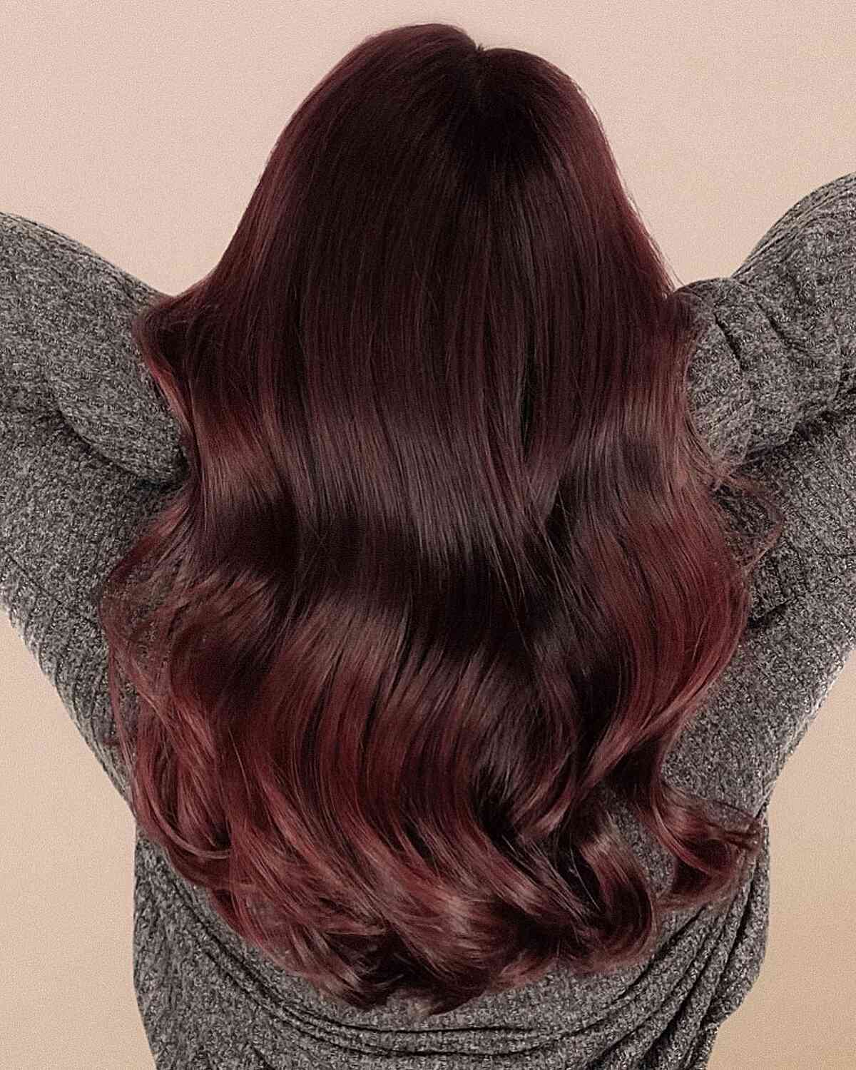 Natural Dark Cherry Cola Farbe für lange Haare