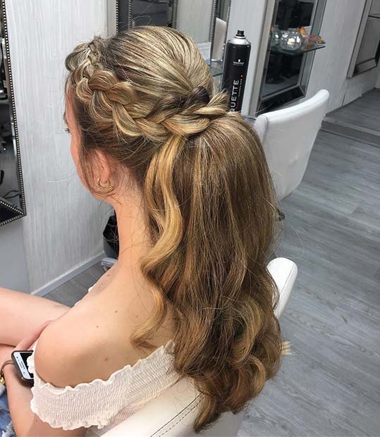 18 elegante Pferdeschwanzfrisuren für besondere Anlässe Elegante Seite Geflecht Pferdeschwanz für elegante Pferdeschwanzfrisuren