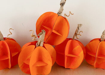 Lackierte Papierkürbisse