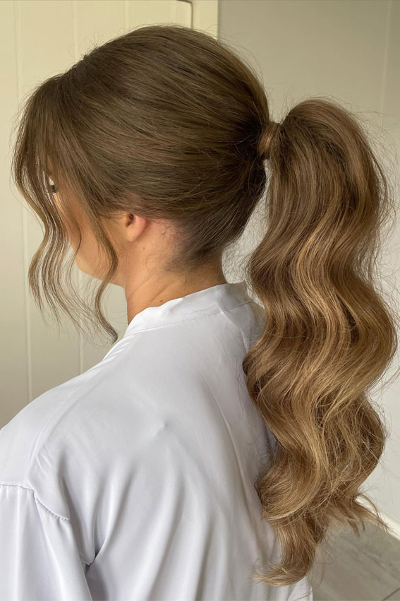 Pferdeschwanzfrisur, Pferdeschwanzfrisuren für Hochzeit, Pferdeschwanzfrisuren für schwarze Haare, Pferdeschwanzfrisuren Abschlussball, hohe Pferdeschwanzfrisuren, Pferdeschwanzfrisuren für Bräute, strukturierte Pferdeschwanzfrisuren Frisuren