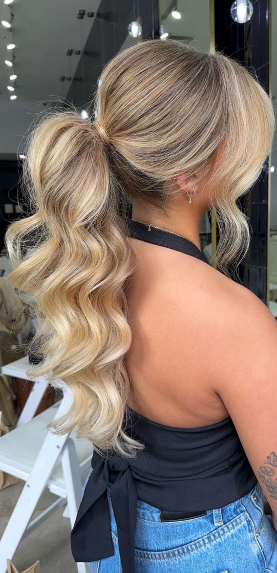 Pferdeschwanzfrisur, Pferdeschwanzfrisuren für Hochzeit, Pferdeschwanzfrisuren für schwarze Haare, Pferdeschwanzfrisuren Abschlussball, hohe Pferdeschwanzfrisuren, Pferdeschwanzfrisuren für Bräute, strukturierte Pferdeschwanzfrisuren Frisuren