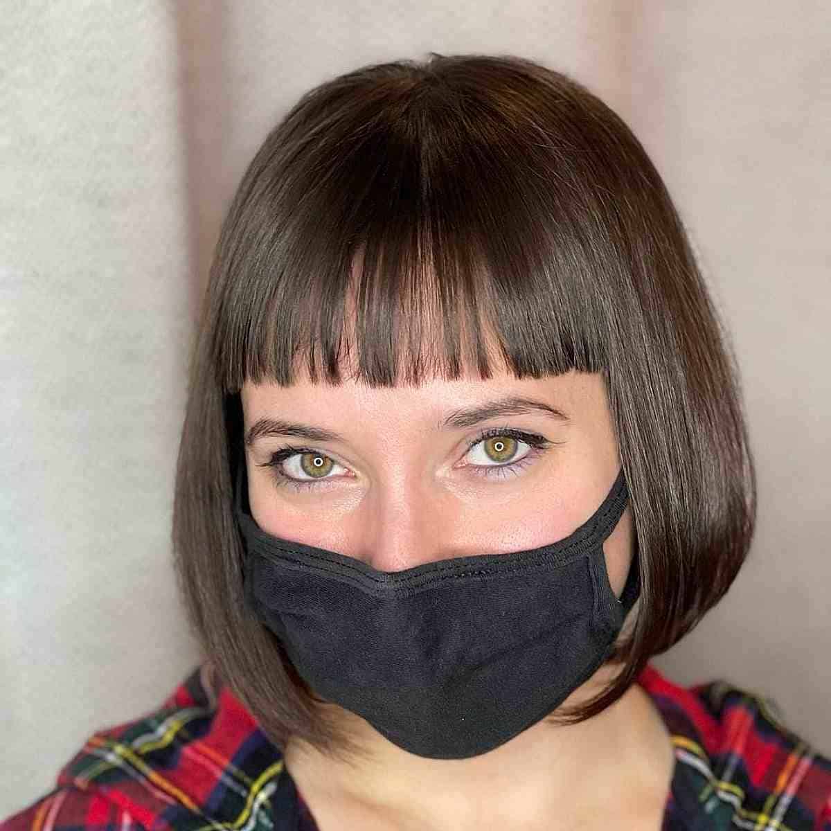 Kurze Präzision Bob mit einem stumpfen Rand