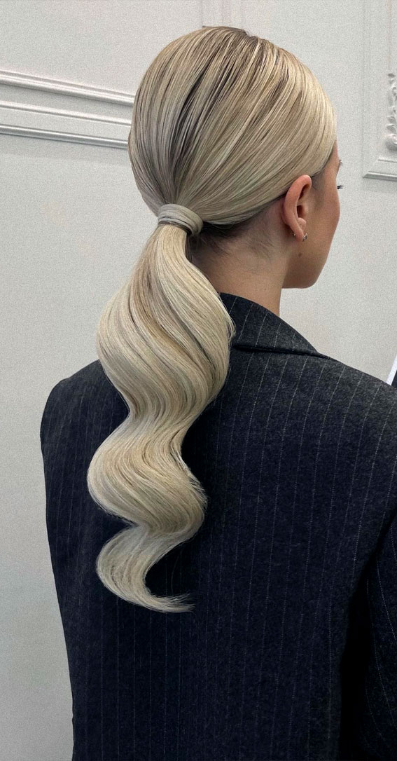 schlanke Hochsteckfrisur, elegante Hochsteckfrisuren für lange Haare, elegante Hochsteckfrisuren für mittelgroße Haare, schlanke Hochsteckfrisuren für Hochzeit