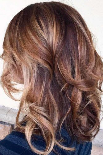 Weiche lose Locken für mittelgroßes Haar Bild 2