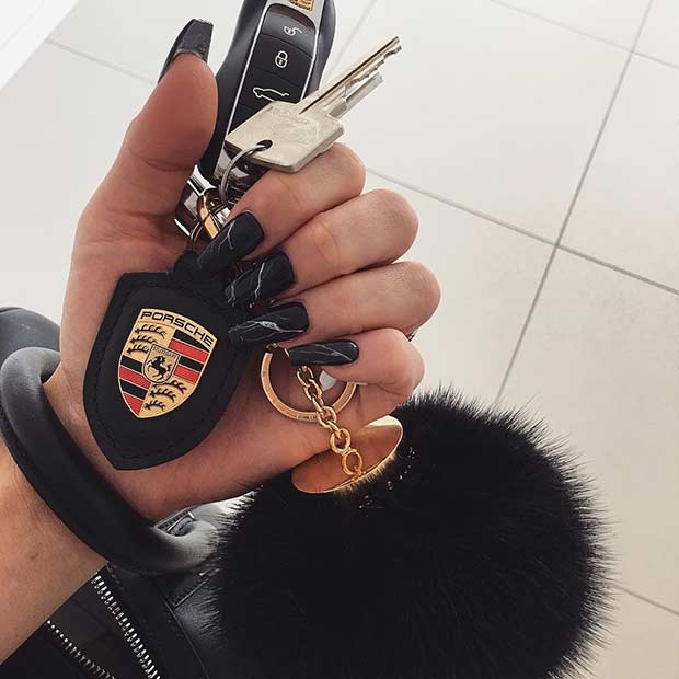 Black Marmor Nail Art Design