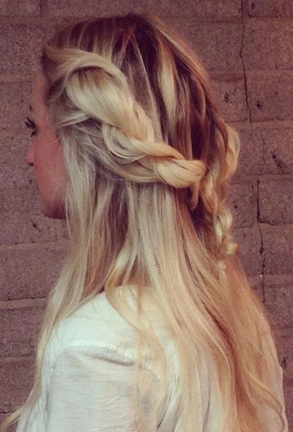 23 atemberaubende Hälfte nach oben, halb unten Frisuren Instagram / Theconfessionsofahairstylist