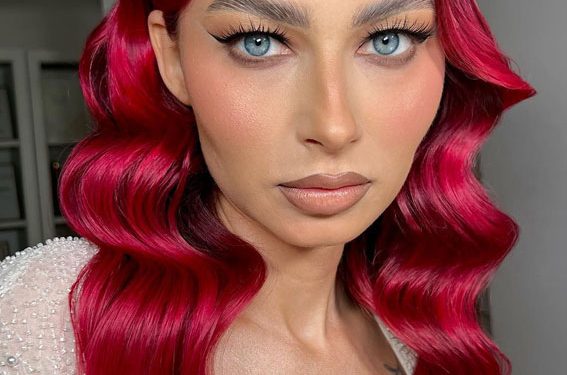 Enthüllung von Chic: Trendige Hochzeitsfrisuren für die moderne Braut