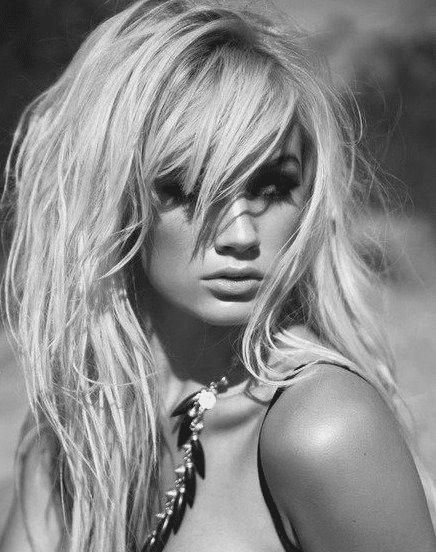 56 elegante lange Frisuren mit Schichten für Damen